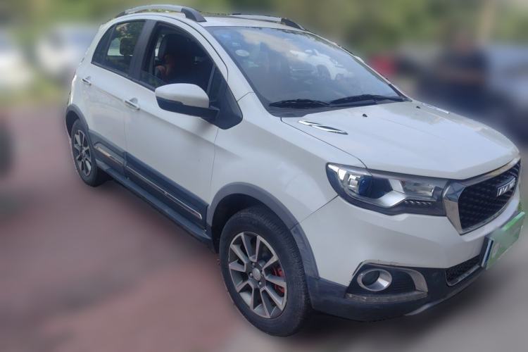 Used Haval H1 2017 Blue Label 1.5L AMT Standard Model Front Right 45 Deg