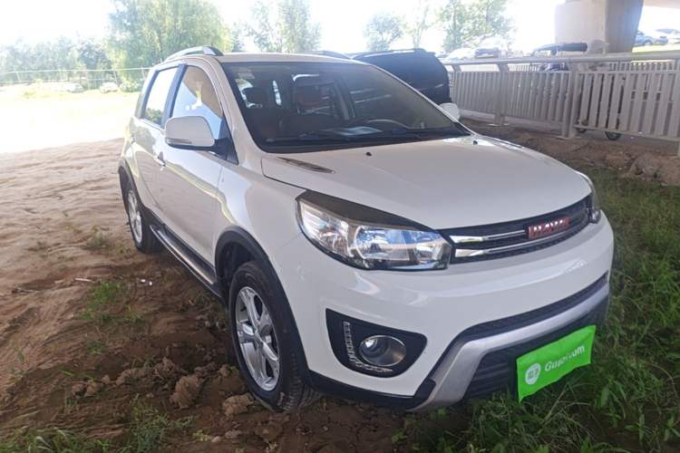 Used Haval H1 2017 Red-Label 1.5L AMT Luxury Model Front Right 45 Deg