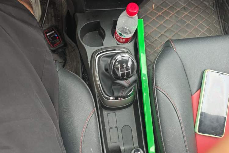 Used Haval H1 2017 Red Label 1.5L Manual Luxury Model Gear Lever