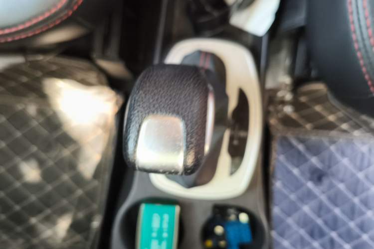 Used Haval H1 2017 Red-Label 1.5L AMT Comfort Model Gear Lever