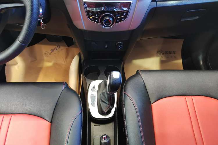 Used Haval H1 2017 Red-Label 1.5L AMT Luxury Model Gear Lever