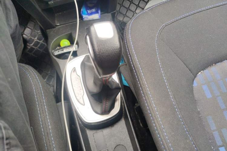 Used Haval H1 2017 Red-Label 1.5L AMT Comfort Model Gear Lever