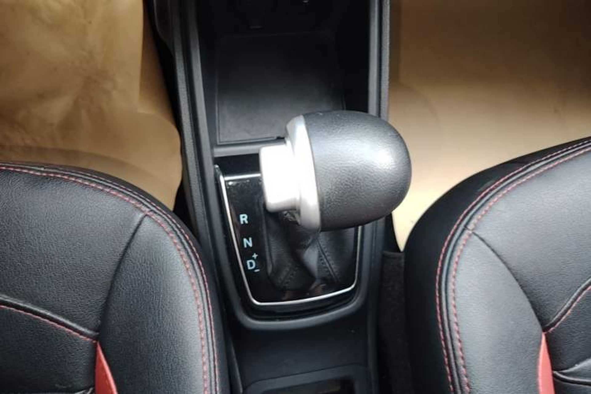Used Haval H1 2017 Blue-Label 1.5L AMT Luxury Model Gear Lever