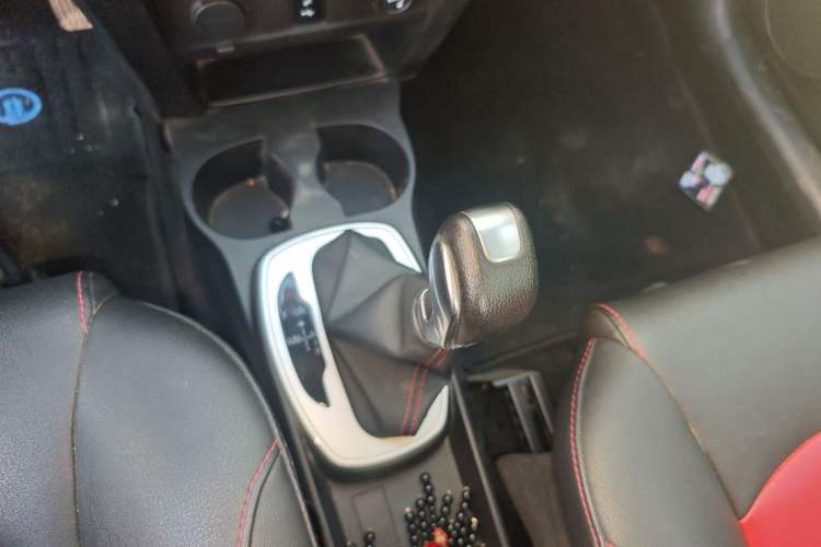 Used Haval H1 2017 Red-Label 1.5L AMT Luxury Model Gear Lever