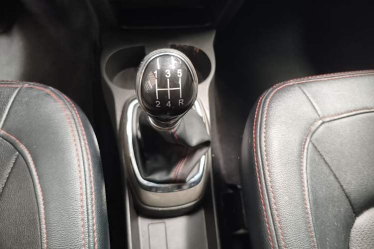 Used Haval H1 2017 Red Label 1.5L Manual Standard Model Gear Lever