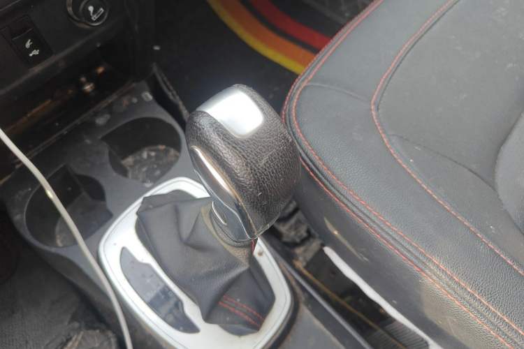 Used Haval H1 2017 Red-Label 1.5L AMT Comfort Model Gear Lever