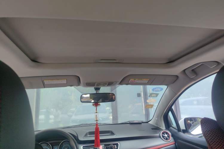 Used Haval H1 2017 Blue Label 1.5L AMT Standard Model Headliner