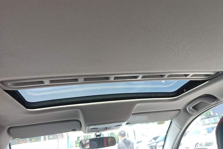 Used Haval H1 2017 Red-Label 1.5L AMT Luxury Model Headliner