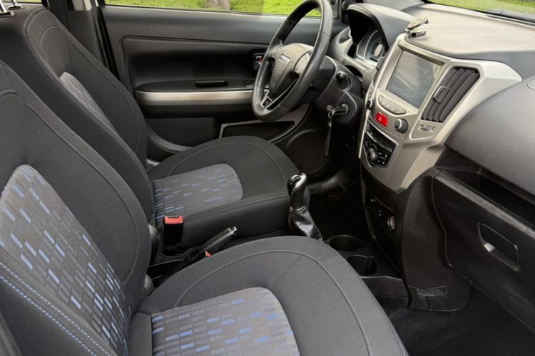 Used Haval H1 2017 Red-Label 1.5L Manual Comfort Model Interior 1