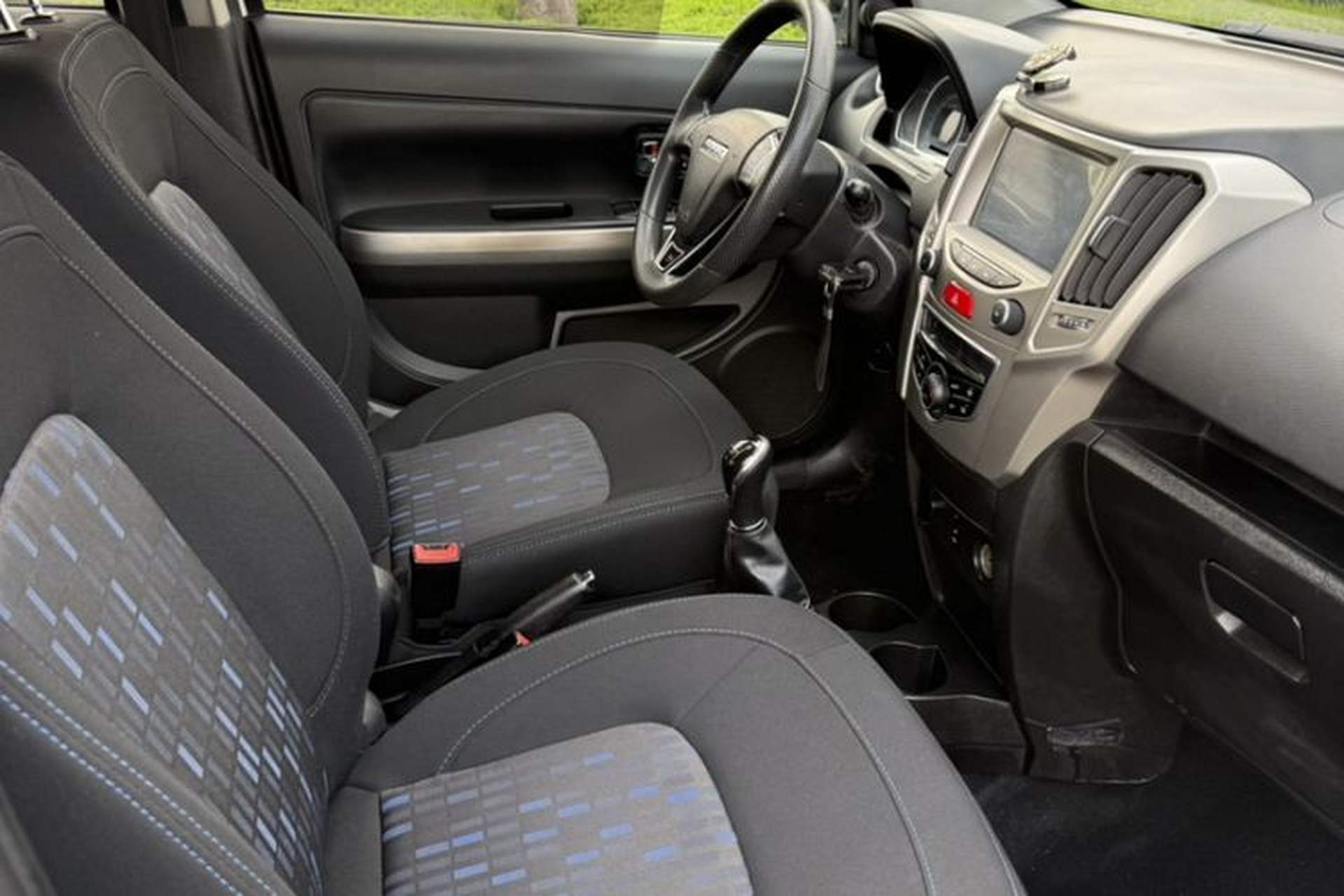 Used Haval H1 2017 Red-Label 1.5L Manual Comfort Model Interior 1