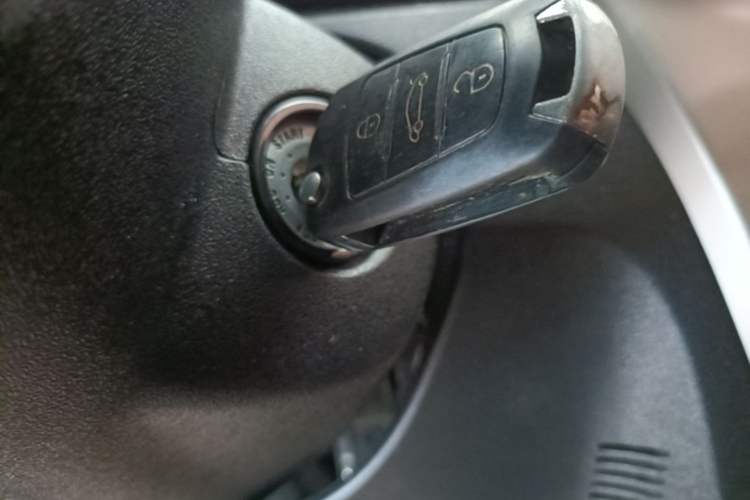 Used Haval H1 2017 Red-Label 1.5L AMT Comfort Model Interior 1