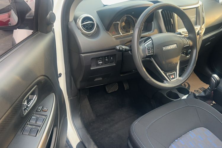 Used Haval H1 2017 Red-Label 1.5L AMT Comfort Model Interior 2