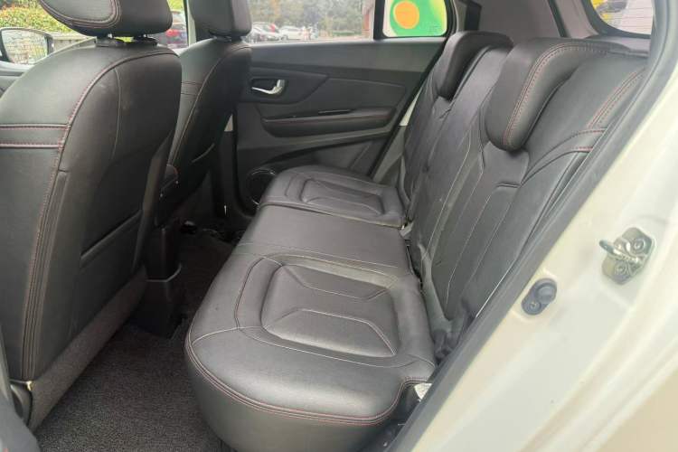 Used Haval H1 2017 Blue Label 1.5L AMT Luxury Model Interior 3