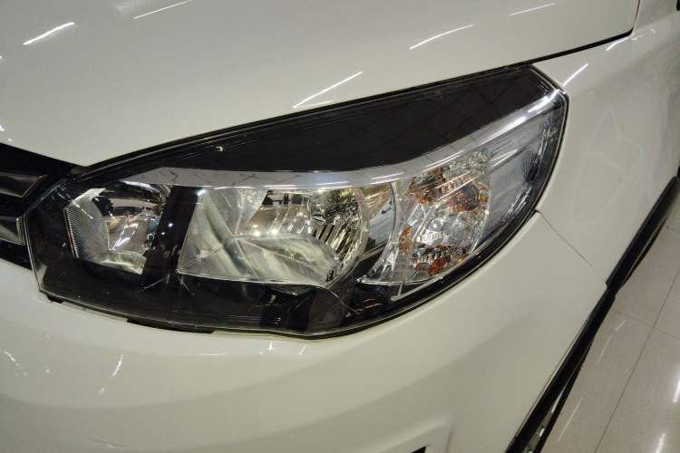 Used Haval H1 2017 Red-Label 1.5L Manual Comfort Model Left Front Headlight