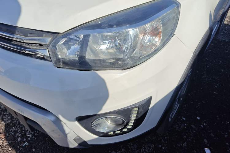 Used Haval H1 2017 Red-Label 1.5L AMT Luxury Model Left Front Headlight