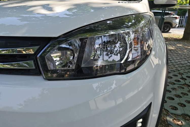 Used Haval H1 2017 Red Label 1.5L Manual Luxury Model Left Front Headlight