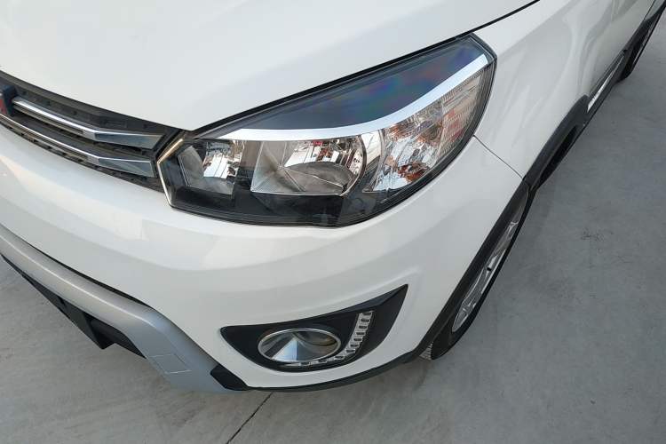 Used Haval H1 2017 Red Label 1.5L Manual Luxury Model Left Front Headlight