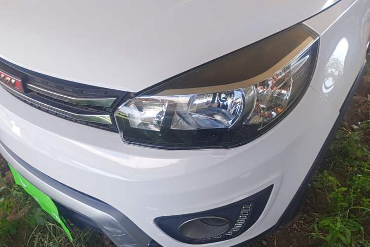 Used Haval H1 2017 Red-Label 1.5L AMT Luxury Model Left Front Headlight