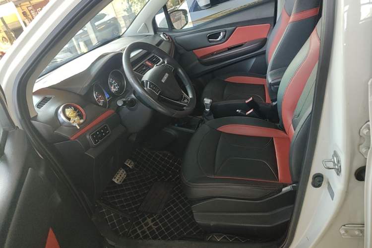 Used Haval H1 2017 Blue Label 1.5L AMT Standard Model Left Front Seat