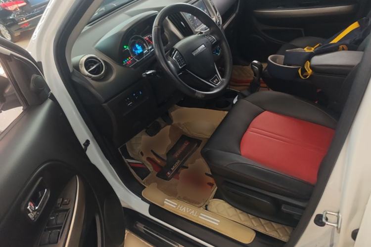Used Haval H1 2017 Red-Label 1.5L AMT Luxury Model Left Front Seat