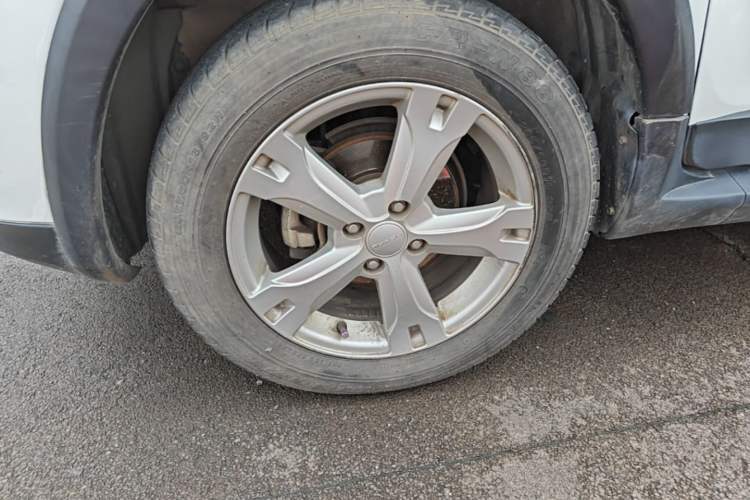 Used Haval H1 2017 Red-Label 1.5L AMT Luxury Model Left Front Wheel Hub