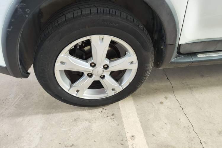 Used Haval H1 2017 Red-Label 1.5L Manual Comfort Model Left Front Wheel Hub