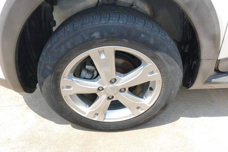 Used Haval H1 2017 Red-Label 1.5L Manual Comfort Model Left Front Wheel Hub