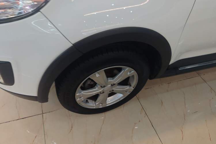 Used Haval H1 2017 Red-Label 1.5L AMT Luxury Model Left Front Wheel Hub