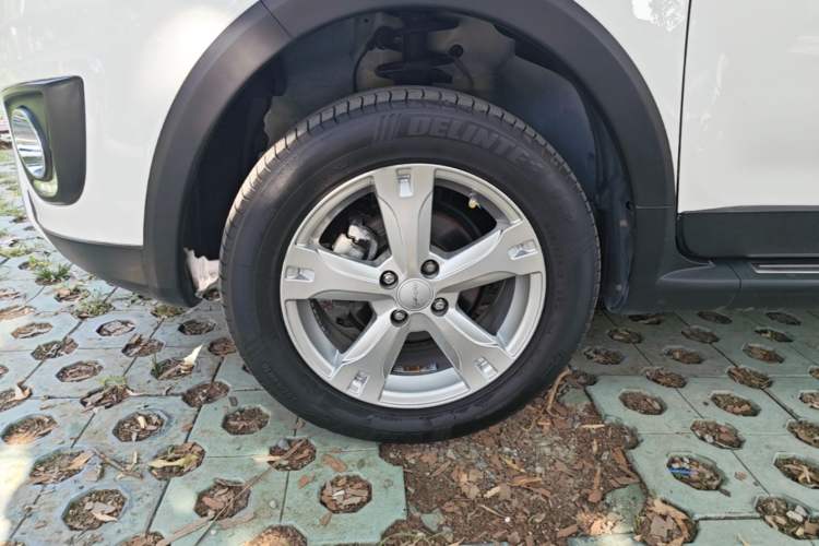 Used Haval H1 2017 Red Label 1.5L Manual Luxury Model Left Front Wheel Hub