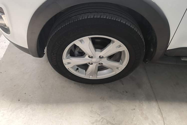Used Haval H1 2017 Red-Label 1.5L AMT Comfort Model Left Front Wheel Hub