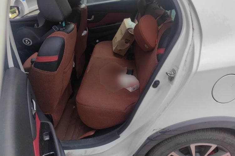 Used Haval H1 2017 Blue Label 1.5L AMT Standard Model Left Rear Seat