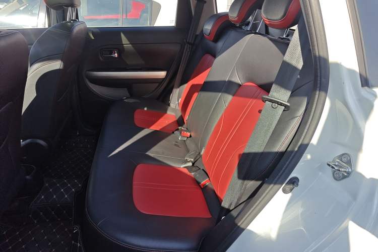 Used Haval H1 2017 Red-Label 1.5L AMT Luxury Model Left Rear Seat