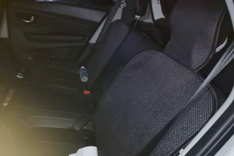 Used Haval H1 2017 Blue Label 1.5L AMT Standard Model Left Rear Seat