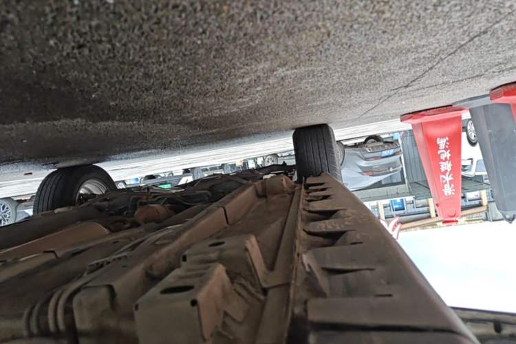 Used Haval H1 2017 Red-Label 1.5L AMT Luxury Model Left Side Sill