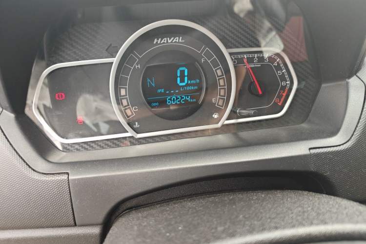 Used Haval H1 2017 Red-Label 1.5L AMT Luxury Model Odometer Close Up