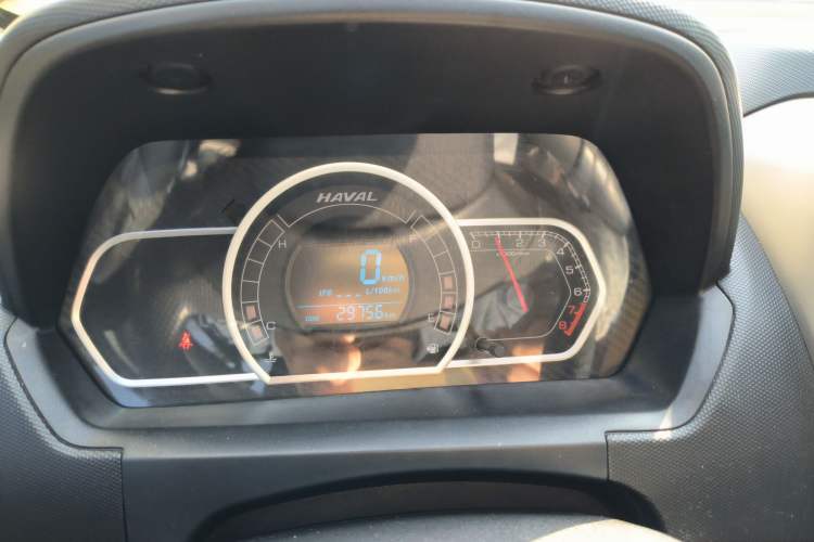 Used Haval H1 2017 Red-Label 1.5L Manual Comfort Model Odometer Close Up