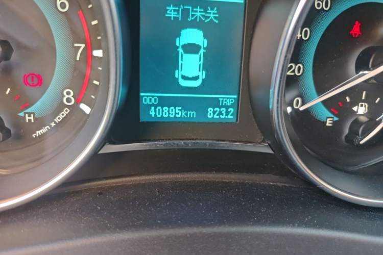 Used Haval H1 2017 Blue-Label 1.5L AMT Luxury Model Odometer Close Up