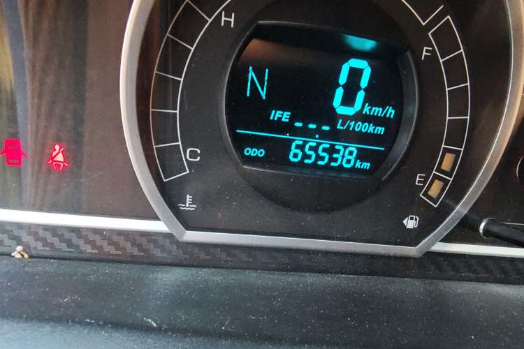 Used Haval H1 2017 Red-Label 1.5L AMT Comfort Model Odometer Close Up