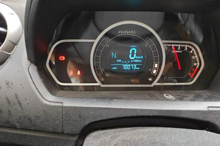 Used Haval H1 2017 Red-Label 1.5L AMT Luxury Model Odometer Close Up