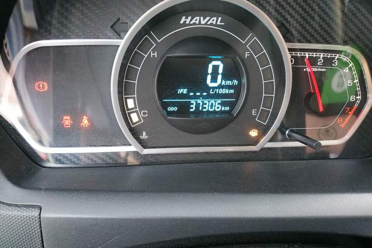 Used Haval H1 2017 Red Label 1.5L Manual Luxury Model Odometer Close Up