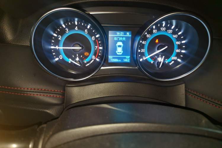 Used Haval H1 2017 Blue Label 1.5L AMT Standard Model Odometer Close Up