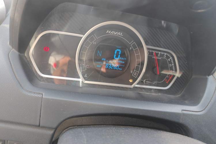 Used Haval H1 2017 Red-Label 1.5L AMT Comfort Model Odometer Close Up