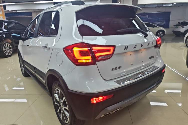 Used Haval H1 2017 Blue Label 1.5L AMT Standard Model Rear Left 45 Deg