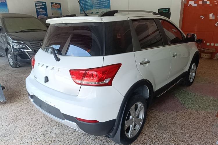 Used Haval H1 2017 Red-Label 1.5L AMT Comfort Model Rear Right 45 Deg