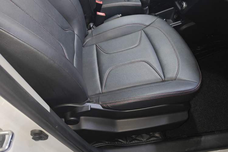 Used Haval H1 2017 Blue Label 1.5L AMT Luxury Model Right Front Seat