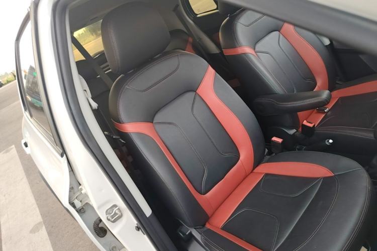 Used Haval H1 2017 Blue-Label 1.5L AMT Luxury Model Right Front Seat
