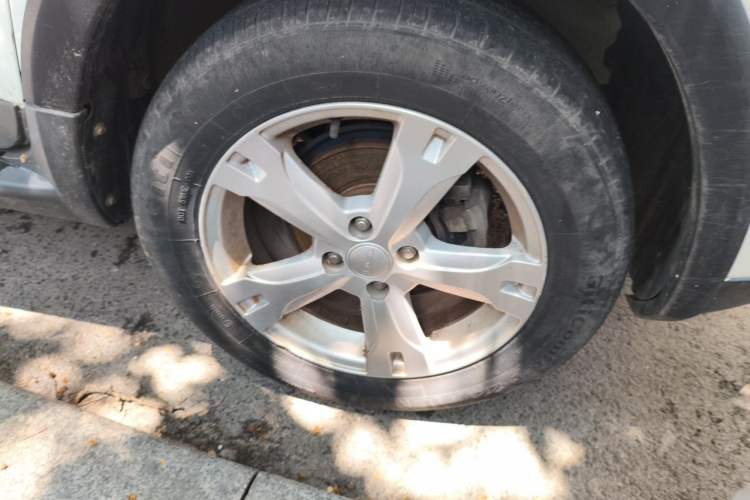 Used Haval H1 2017 Red-Label 1.5L AMT Comfort Model Right Front Wheel Hub