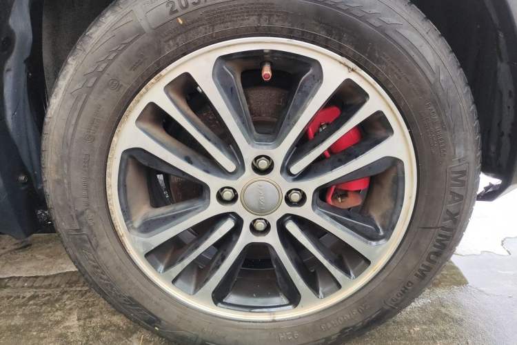 Used Haval H1 2017 Blue Label 1.5L AMT Luxury Model Right Front Wheel Hub