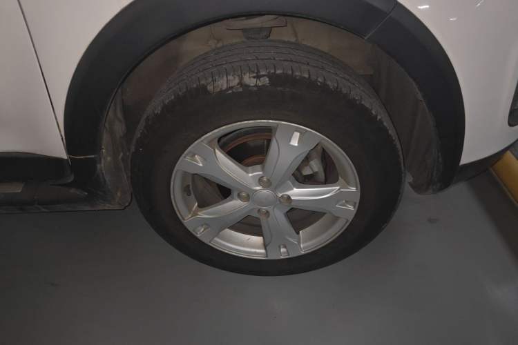 Used Haval H1 2017 Red Label 1.5L Manual Standard Model Right Front Wheel Hub