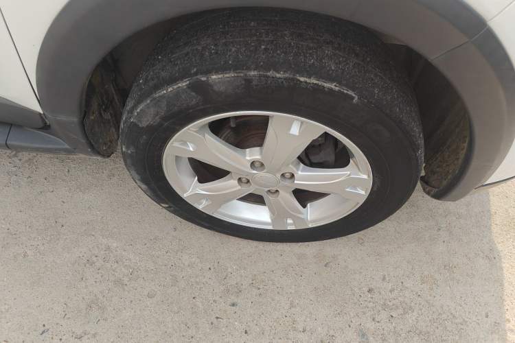 Used Haval H1 2017 Red-Label 1.5L AMT Comfort Model Right Front Wheel Hub